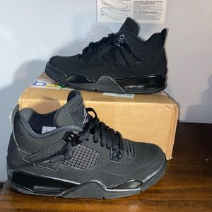 Jordan 4 Black Cat ( Size 7 Y)